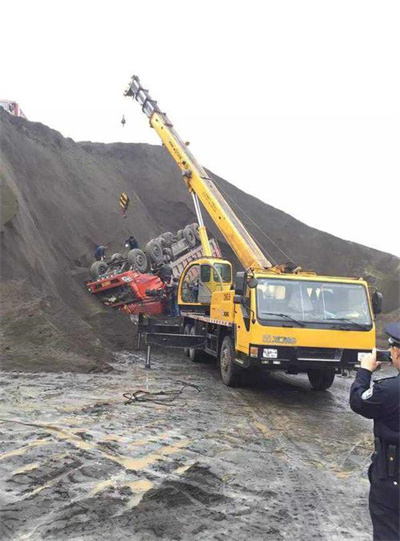 盘龙区上犹道路救援